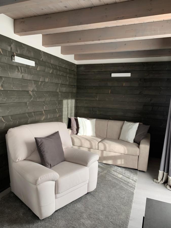 Alpin Star Apartment Temù Екстериор снимка