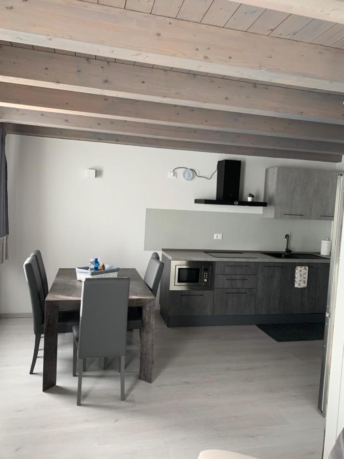 Alpin Star Apartment Temù Екстериор снимка